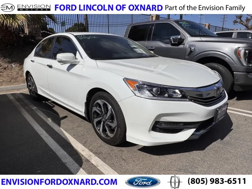 2016 Honda Accord EX photo 1