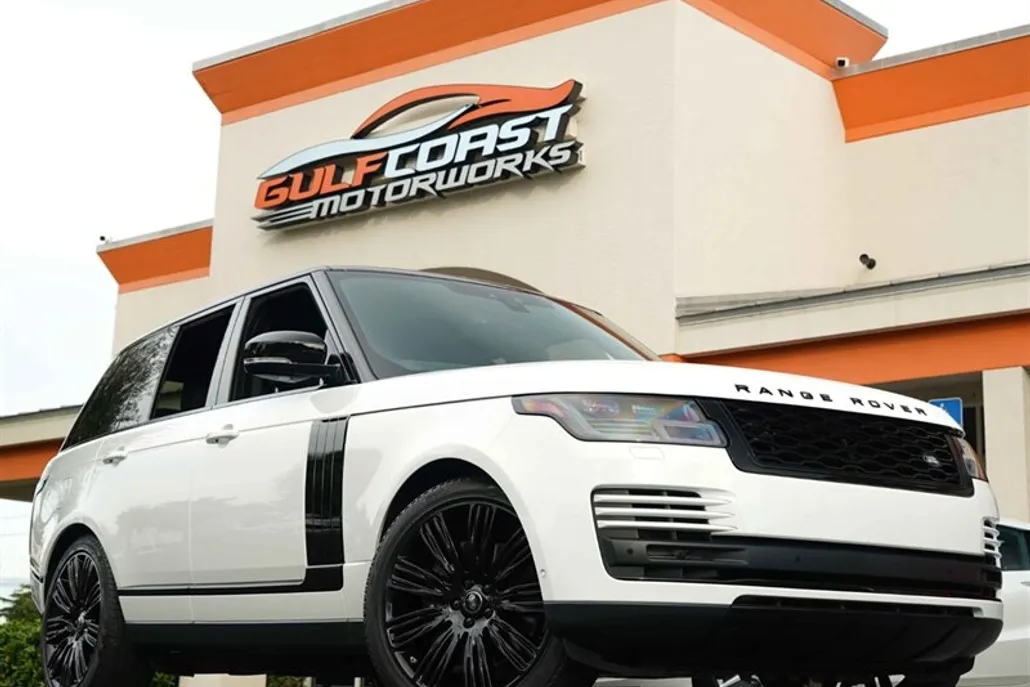 2020 Land Rover Range Rover HSE photo 1