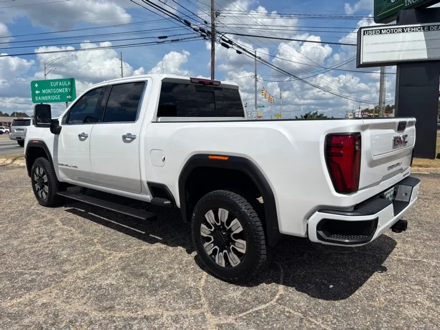 2024 Gmc Sierra HD Denali photo 1