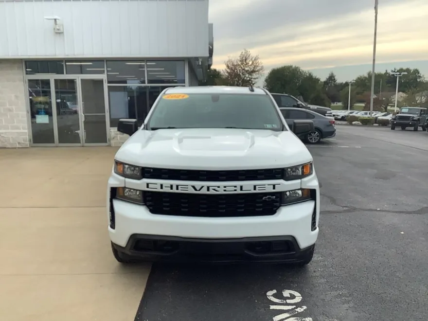 2021 Chevrolet Silverado 1500 Custom photo 1