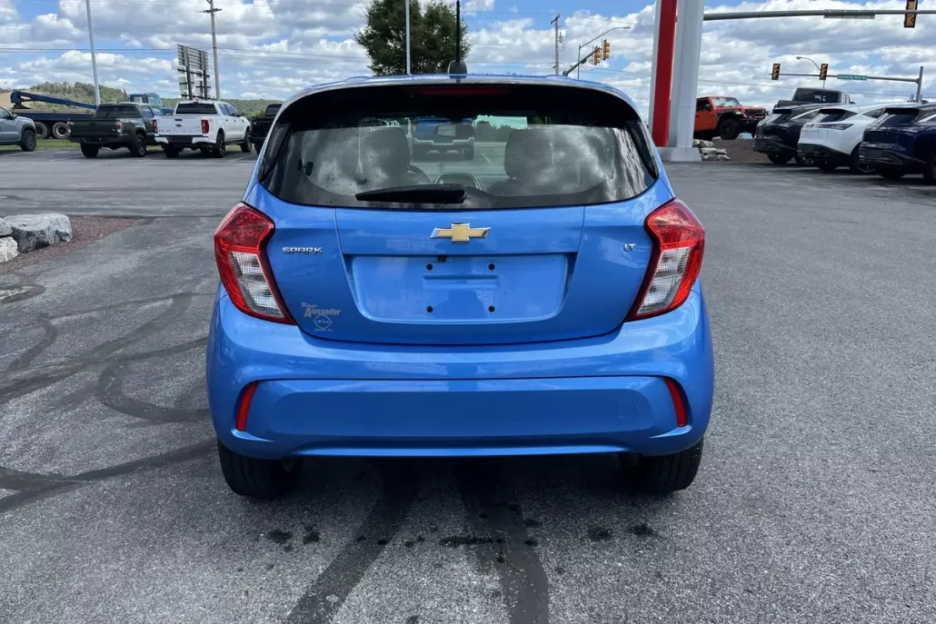 2017 Chevrolet Spark 1LT LT photo 1