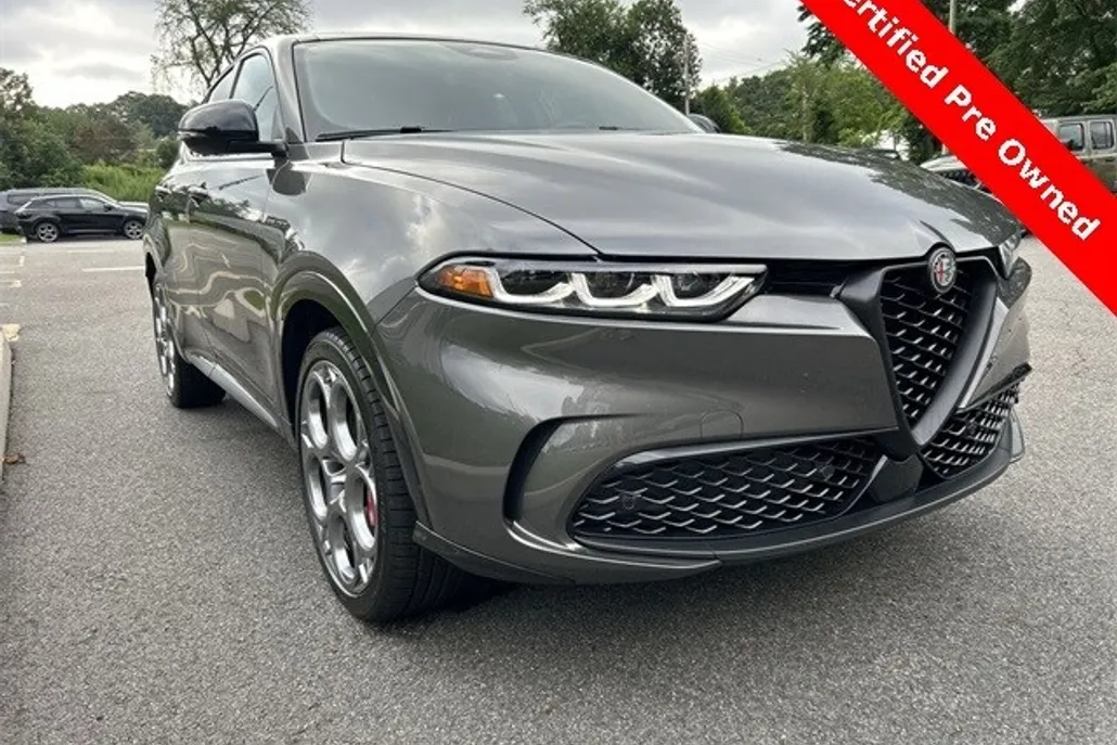 2024 Alfa Romeo Tonale Veloce photo 1