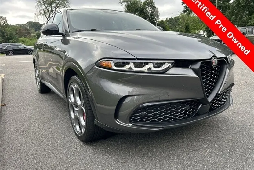 2024 Alfa Romeo Tonale Veloce photo 1