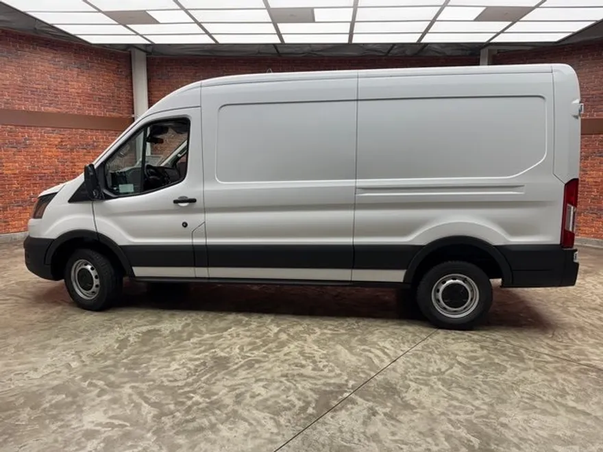 2025 Ford Transit Cargo Van photo 1