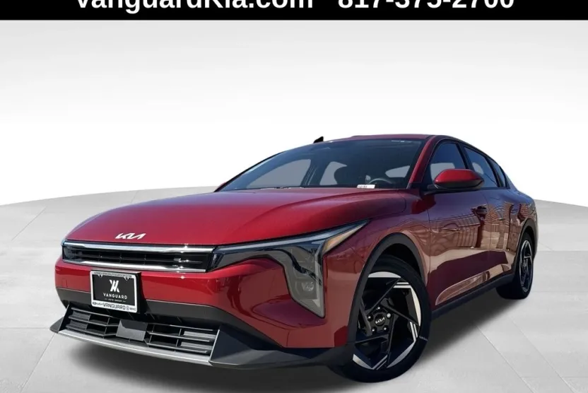 2025 Kia K4 EX photo 1