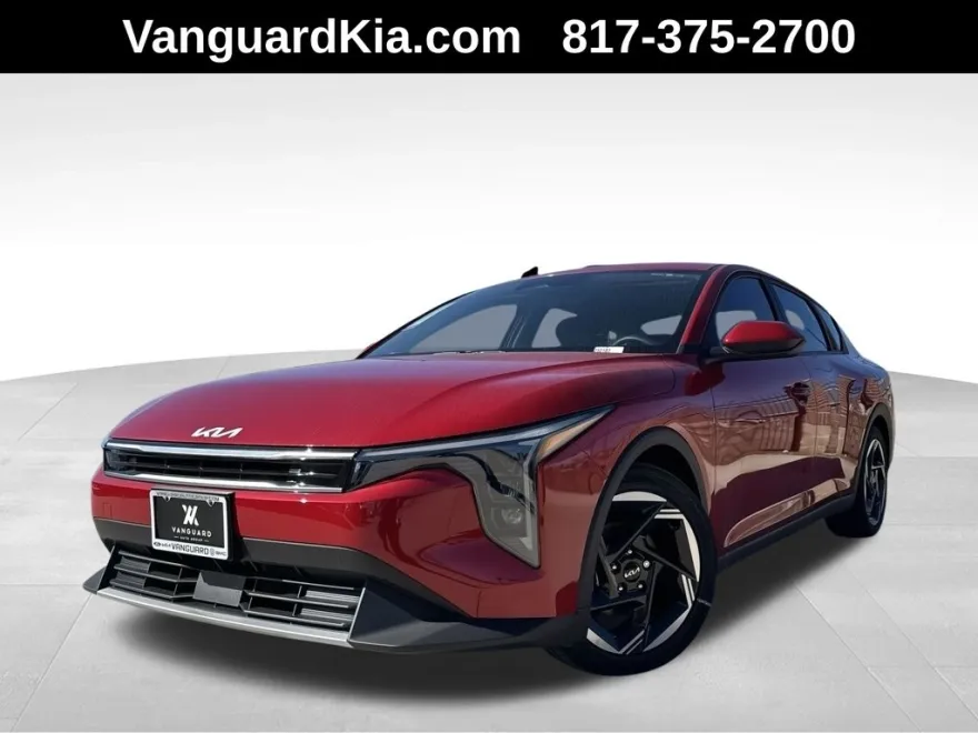 2025 Kia K4 EX photo 1