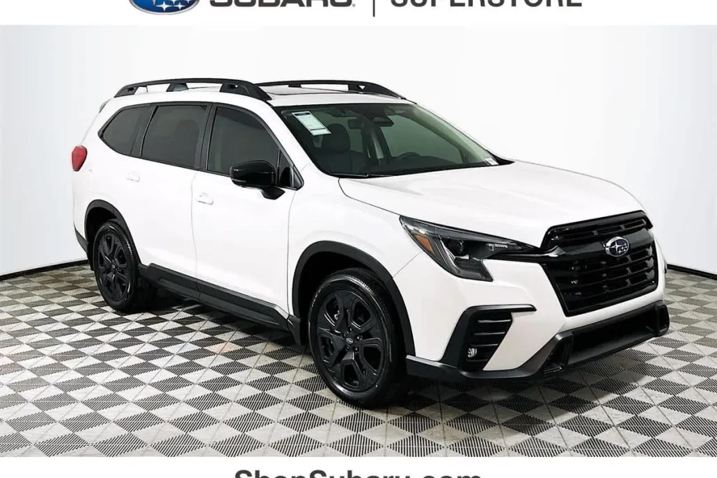 2025 Subaru Ascent Onyx Edition Touring photo 1