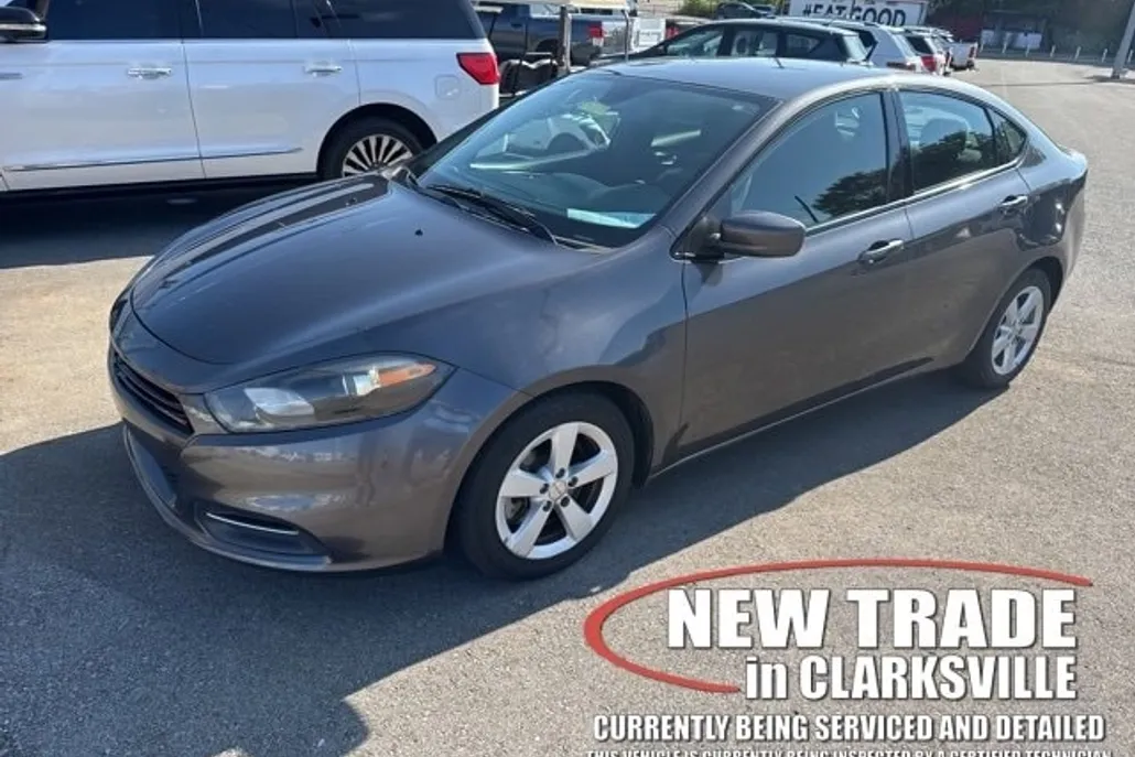 2016 Dodge Dart SXT photo 1