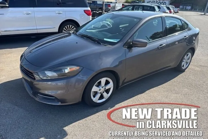 2016 Dodge Dart SXT photo 1