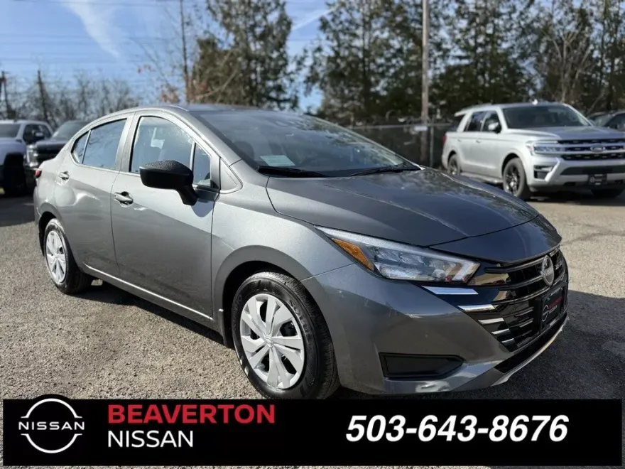 2025 Nissan Versa 1.6 S photo 1