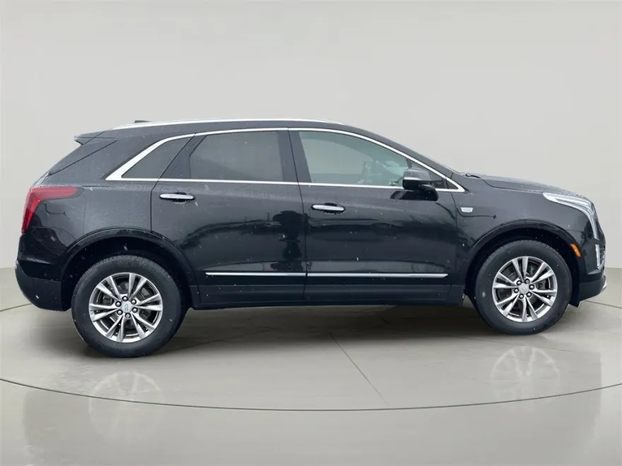 2021 Cadillac XT5 Premium Luxury photo 1