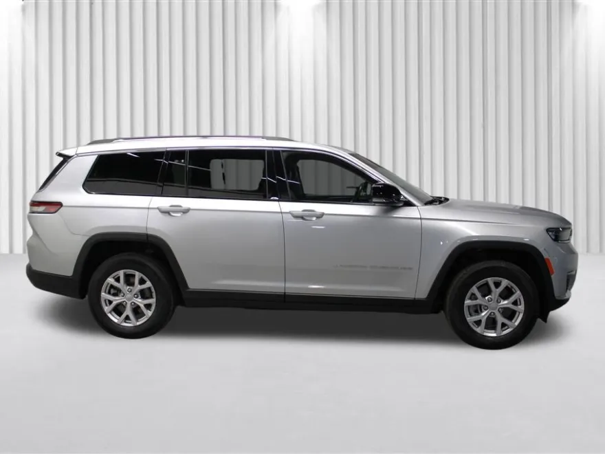 2021 Jeep Grand Cherokee Limited photo 1