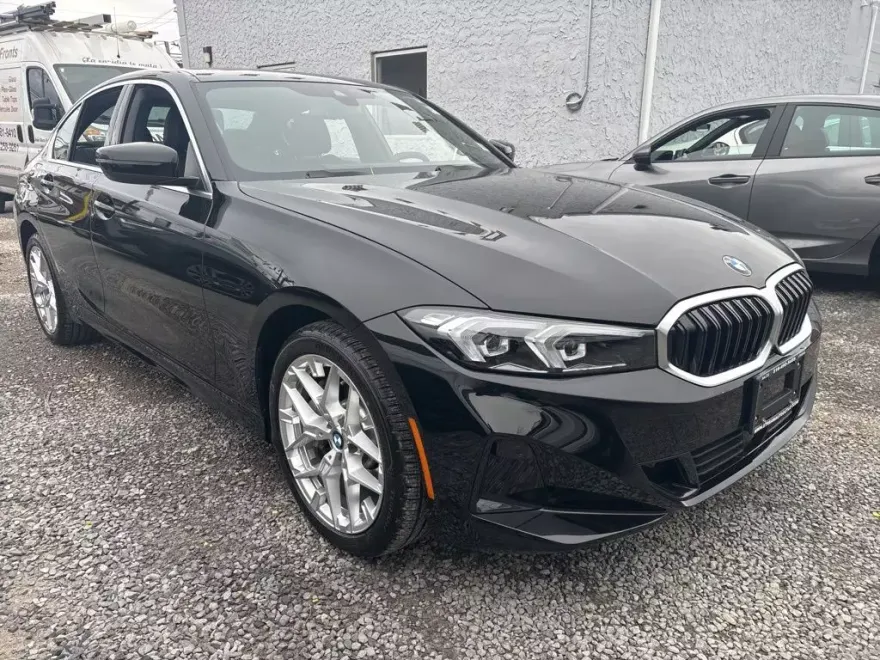 2025 Bmw 330i 330i xDrive photo 1