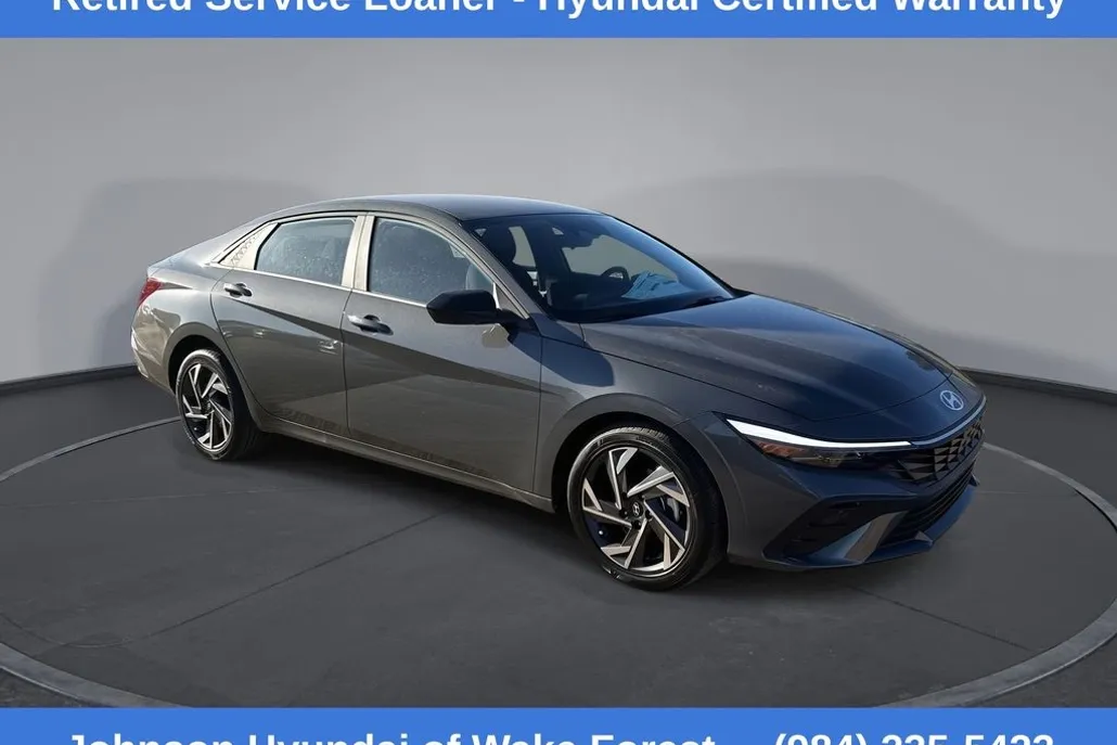 2025 Hyundai Elantra SEL Sport photo 1