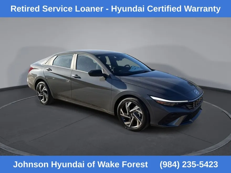 2025 Hyundai Elantra SEL Sport photo 1