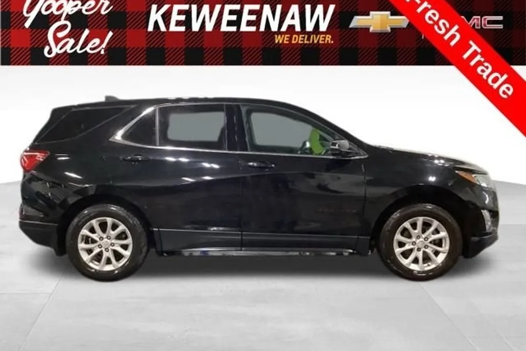 2018 Chevrolet Equinox LT photo 1