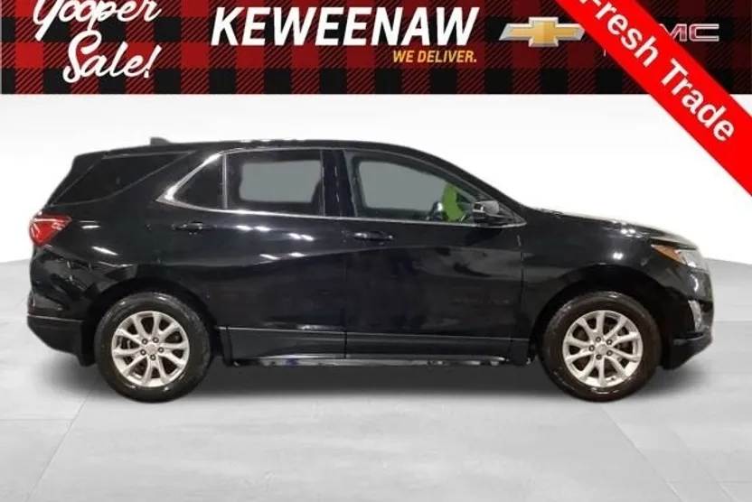 2018 Chevrolet Equinox LT photo 1