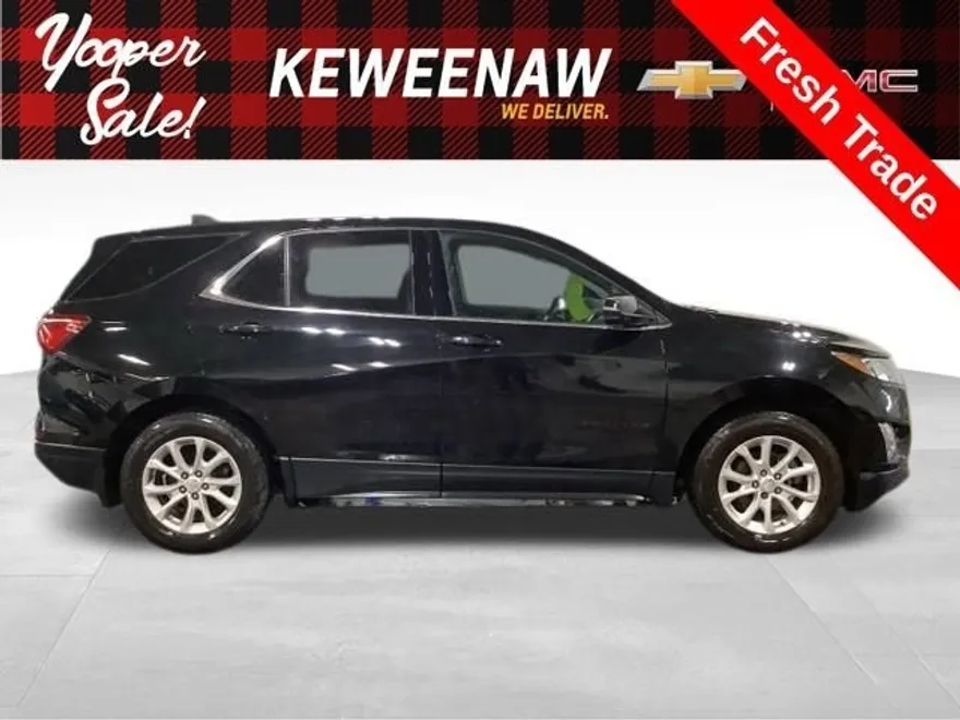 2018 Chevrolet Equinox LT photo 1
