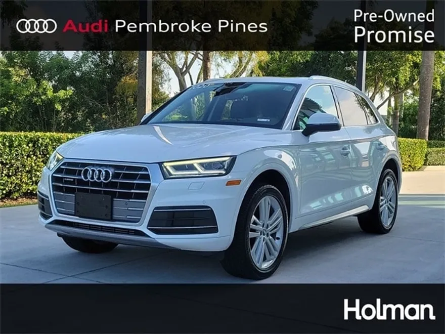 2020 Audi Q5 45 Premium Plus photo 1