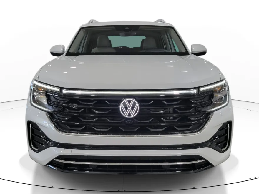 2025 Volkswagen Atlas SEL Premium R-Line photo 1