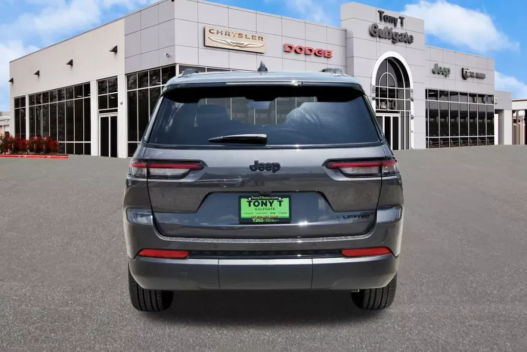 2025 Jeep Grand Cherokee Limited photo 1