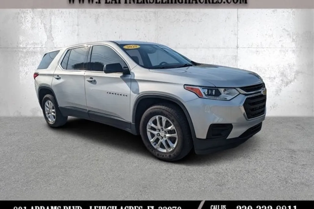 2020 Chevrolet Traverse LS photo 1
