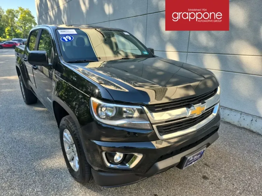 2019 Chevrolet Colorado LT photo 1