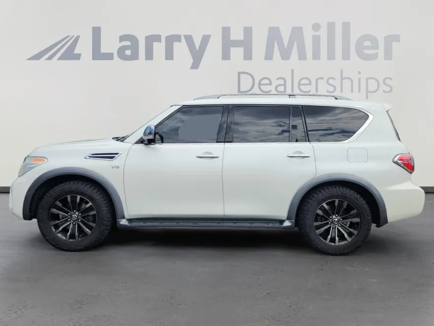 2018 Nissan Armada Platinum photo 1