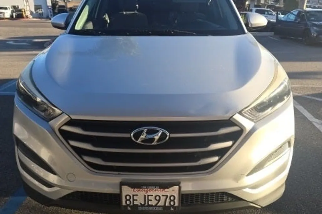 2018 Hyundai Tucson SE photo 1