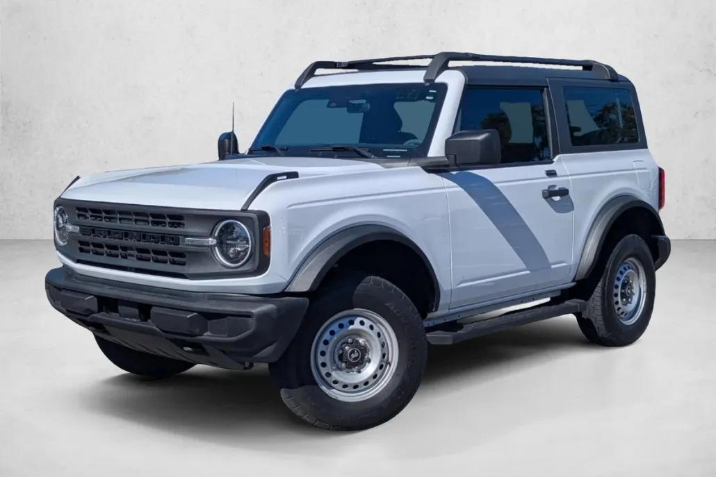 2021 Ford Bronco Base photo 1