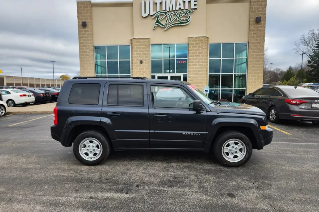 2016 Jeep Patriot Sport photo 1