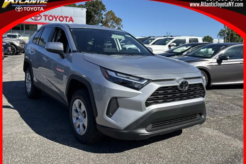 2025 Toyota RAV4 LE photo 1