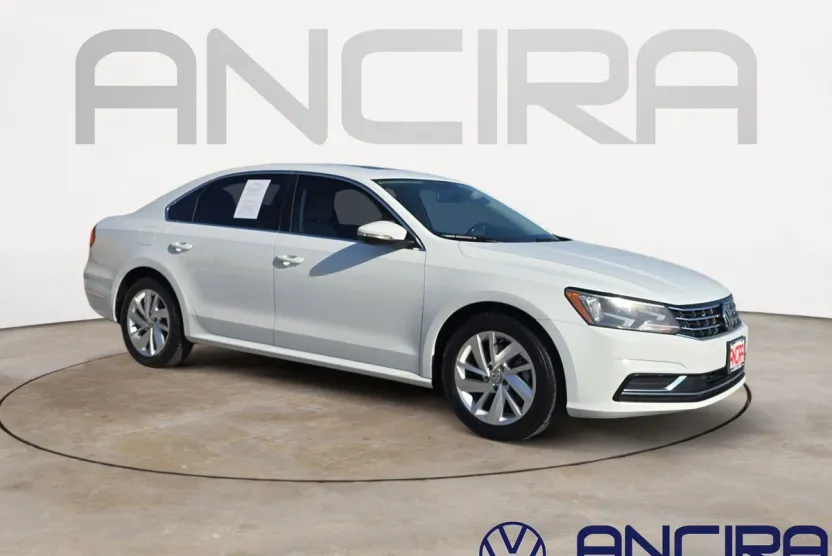 2018 Volkswagen Passat 2.0T SE photo 1