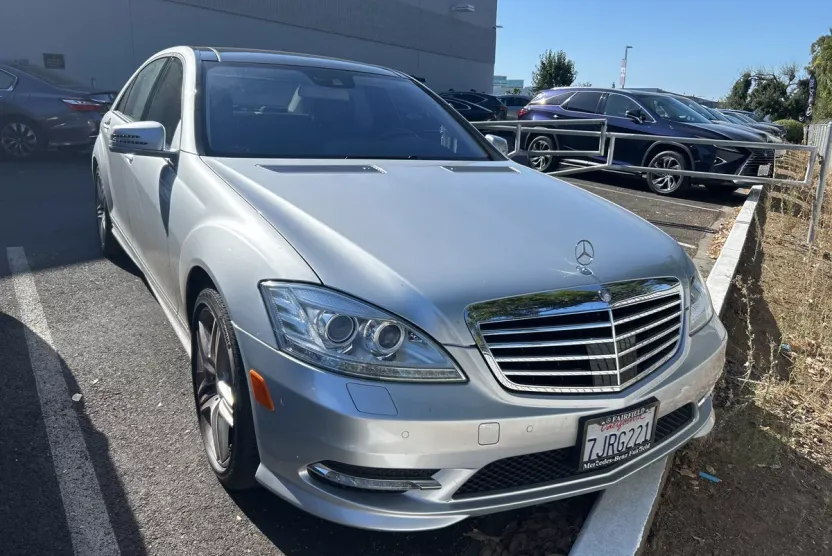 2013 Mercedes Benz S 550 photo 1