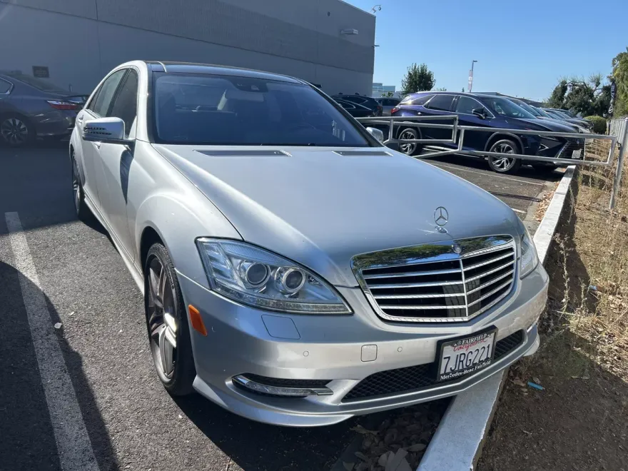 2013 Mercedes Benz S 550 photo 1