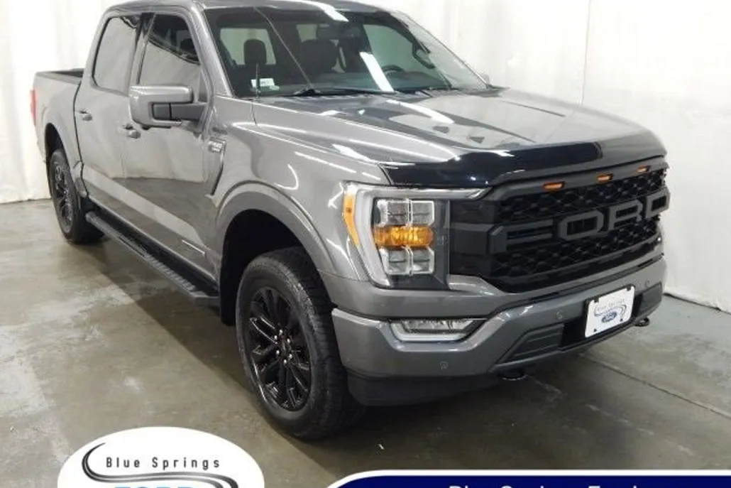 2021 Ford F-150 Lariat photo 1