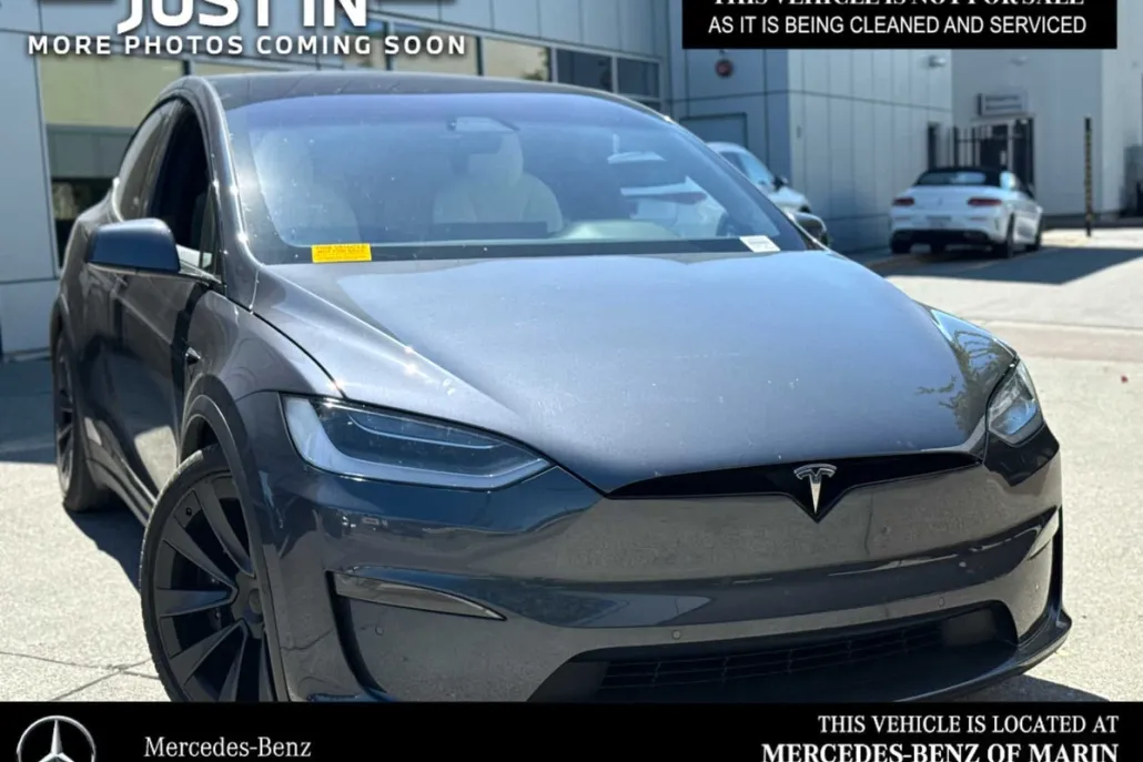 2022 Tesla Model X photo 1