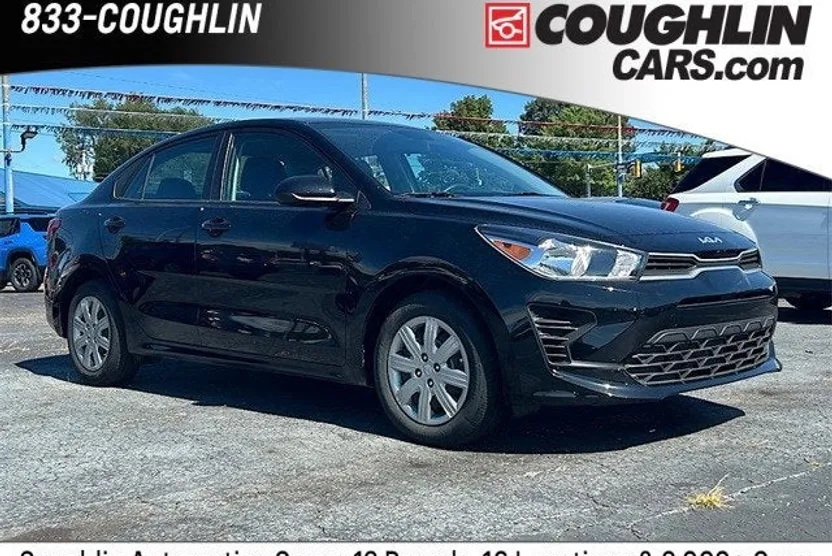 2023 Kia Rio LX photo 1