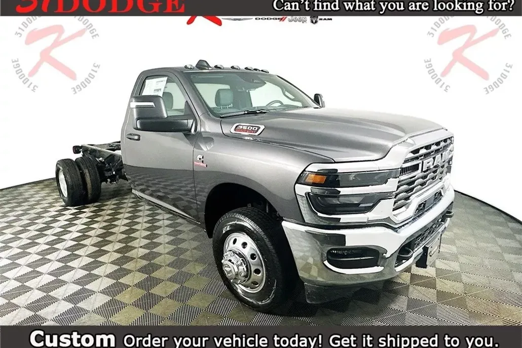 2025 Ram 3500 Tradesman photo 1