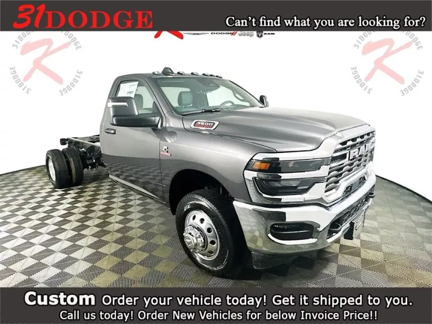 2025 Ram 3500 Tradesman photo 1