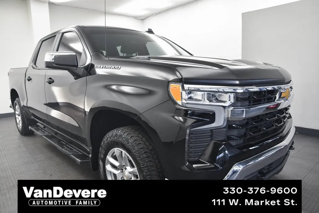 2024 Chevrolet Silverado 1500 LT Texas Edition photo 1