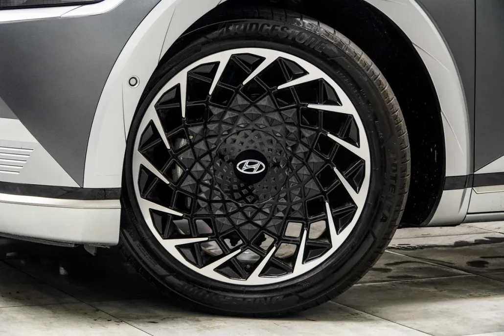 2022 Hyundai Ioniq 5 Limited photo 1