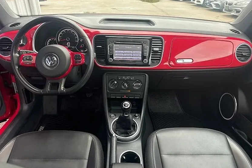 2014 Volkswagen Beetle 1.8T photo 1