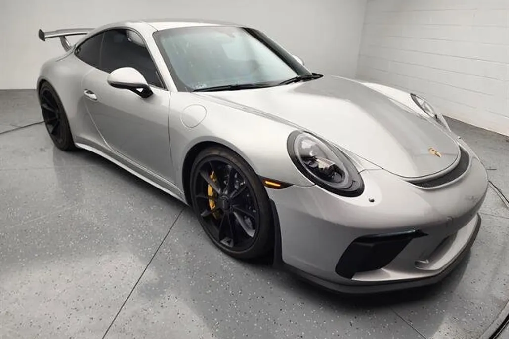 2018 Porsche 911 GT3 Coupe photo 1