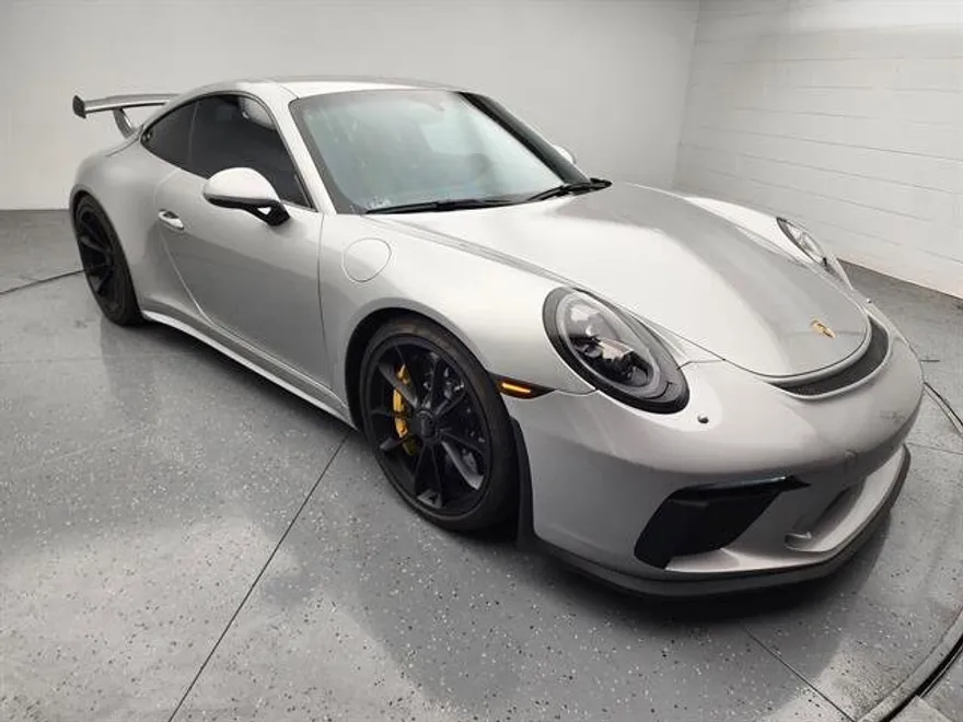2018 Porsche 911 GT3 Coupe photo 1
