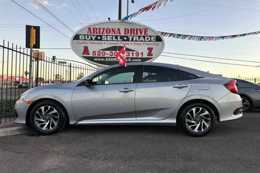 2017 Honda Civic EX photo 1