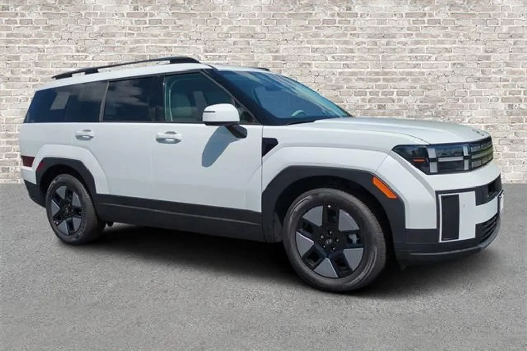 2026 Hyundai Santa Fe SEL photo 1