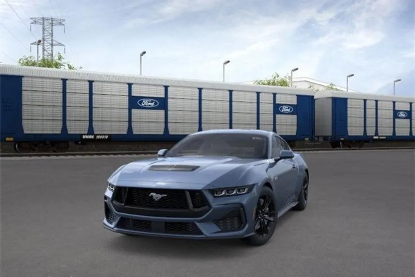 2025 Ford Mustang GT photo 1