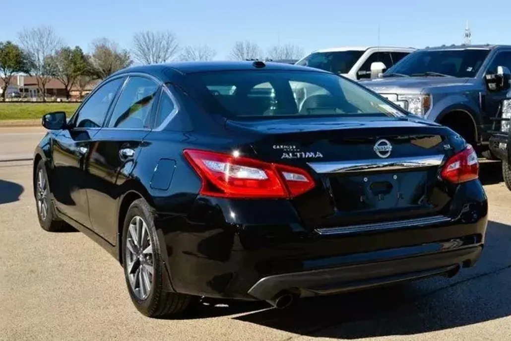 2016 Nissan Altima 2.5 SL photo 1