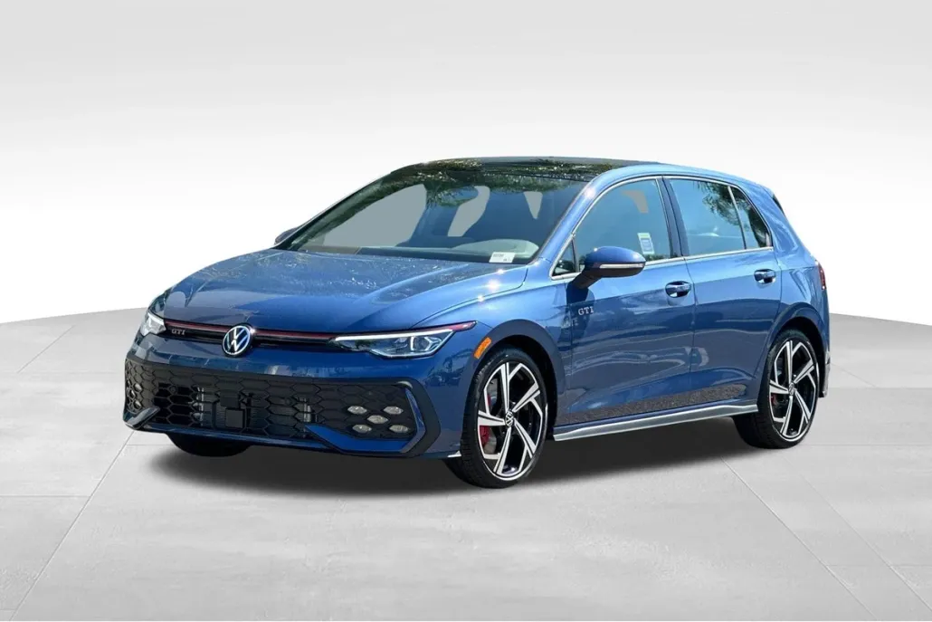 2025 Volkswagen Golf GTI SE photo 1